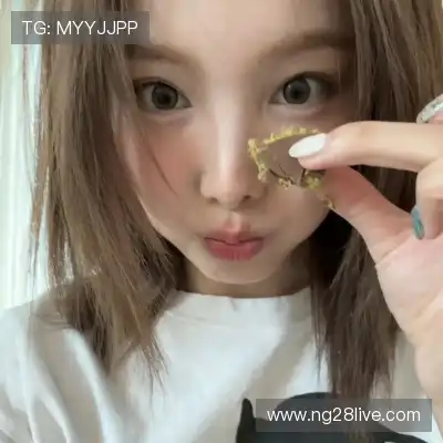 包奕和